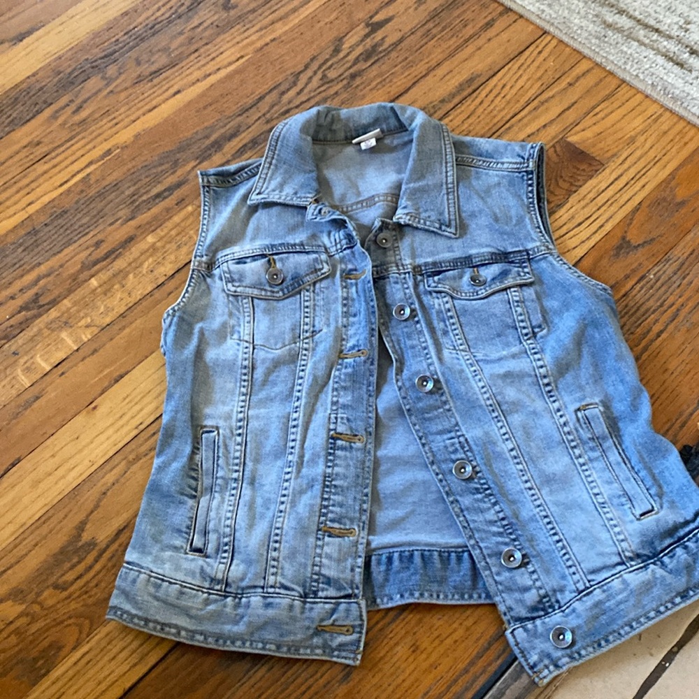 Distressed jean jacket vest, size S/P